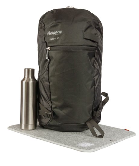 Bergans-ryggsekk-Hugger-med-stalflaske-og-Oyo-sitteplate