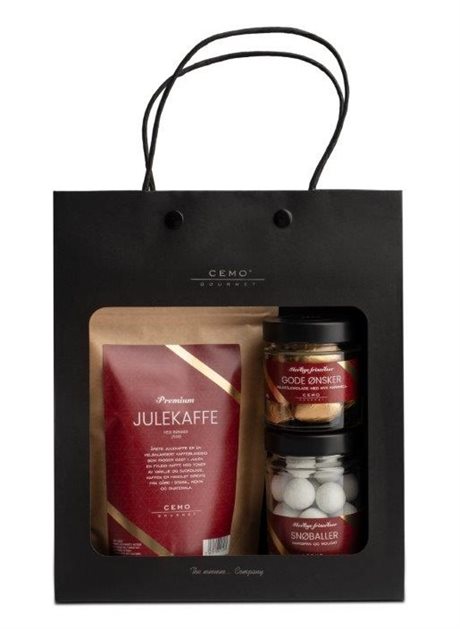 Julepose-med-julekaffe-og-sjokolade