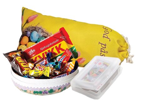 Påskepose 06 påskeegg og kortstokk i påskepose