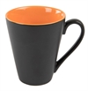 Attila krus med sort matt utside og orange innside kaffekopp med trykk av logo