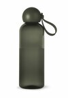 Gronn-vannflaske-Ture-av-resirkulert-plast-fra-Sagaform