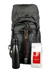 Hiking-ryggsekk-med-julekaffe-termoflaske-og-grillspyd